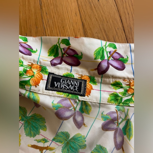 90s Vintage Gianni Versace Fruit Print Silk Blouse - Picture 12 of 13